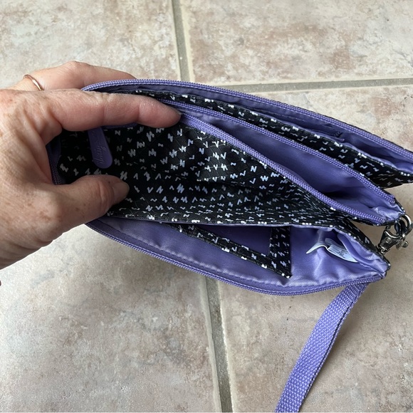 Thirty One Easy Going Wristlet | Lil’ Scribbles | Black & Purple | Clutch - Picture 4 of 9